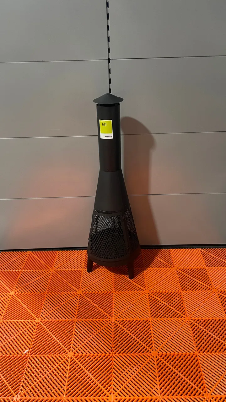 Gartenkamin mit Funkenschutz
